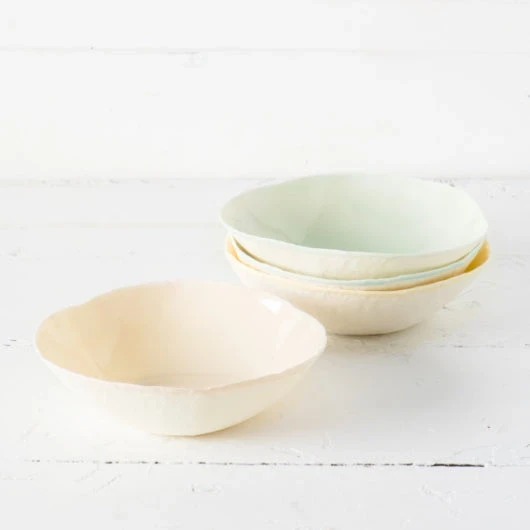 Charger l'image dans la galerie, Grand bol façonné à la main Ondulations | Waves large handmade bowl
